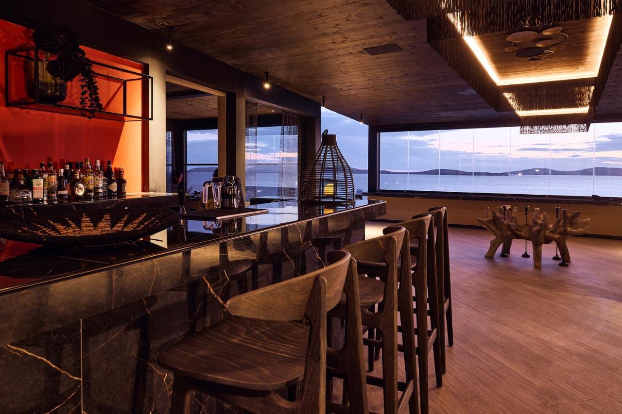 Amazon Mykonos Suites & Spa Agios Ioannis Diakoftis Exterior photo