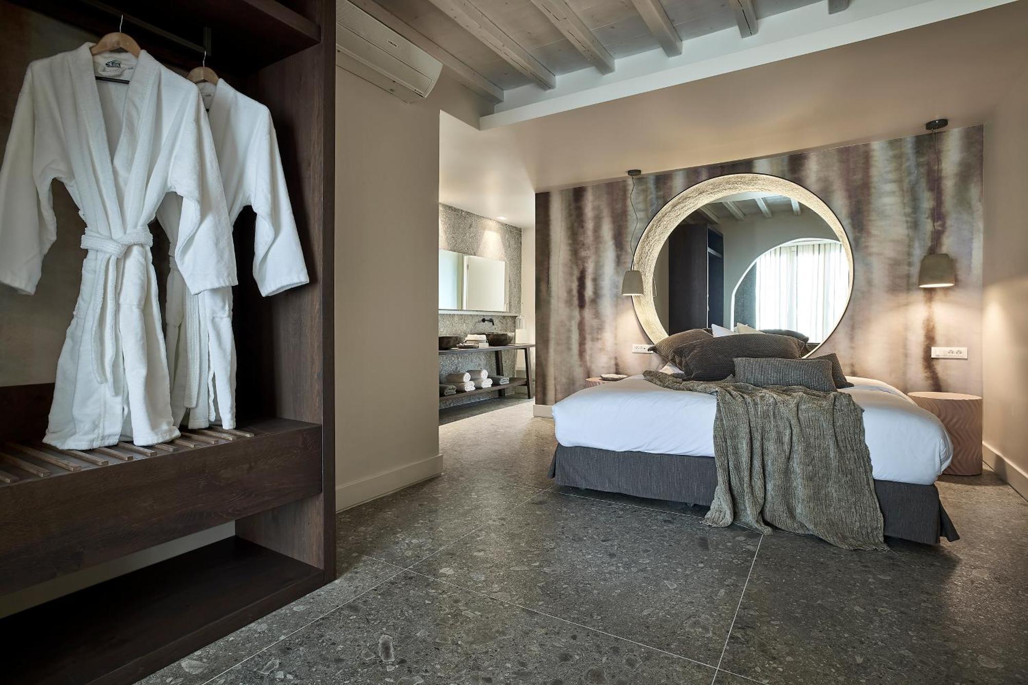Amazon Mykonos Suites & Spa Agios Ioannis Diakoftis Exterior photo