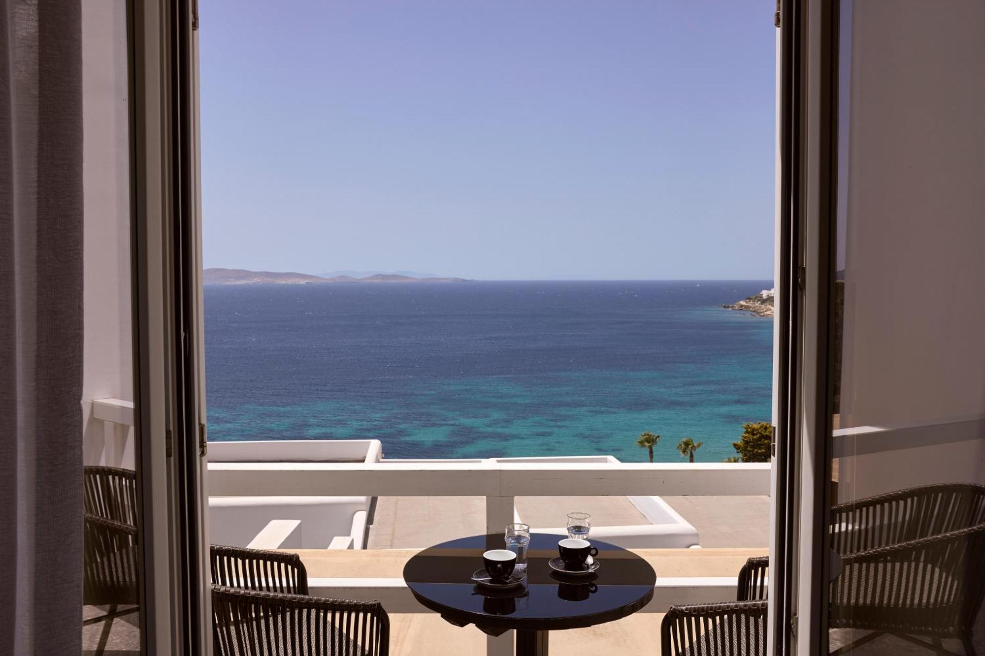 Amazon Mykonos Suites & Spa Agios Ioannis Diakoftis Exterior photo