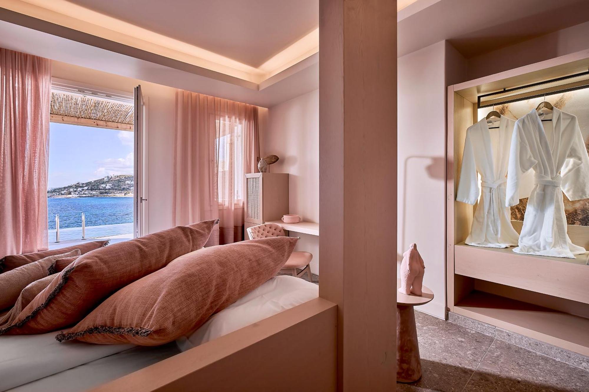 Amazon Mykonos Suites & Spa Agios Ioannis Diakoftis Exterior photo