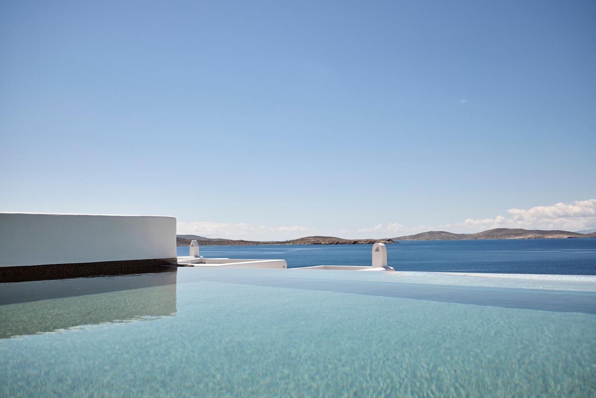 Amazon Mykonos Suites & Spa Agios Ioannis Diakoftis Exterior photo