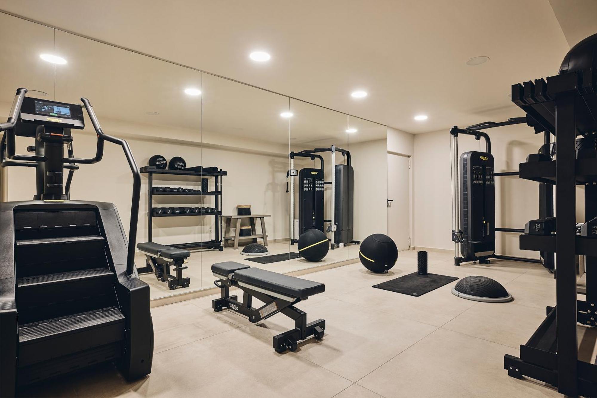 Amazon Mykonos Suites & Spa Agios Ioannis Diakoftis Exterior photo